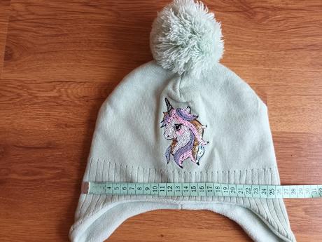 Teplučká zimná čiapka s brmbolcom, veľkosť 134 cm, h&m,134