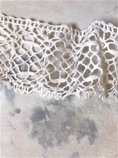 Drobná príprava/zbytky cvernovej čipky,