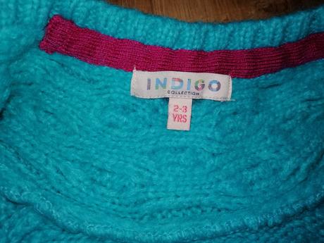 Pekný svetrík indigo, marks & spencer,98