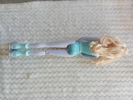 Barbie mattel elsa na korčuliach 2, 