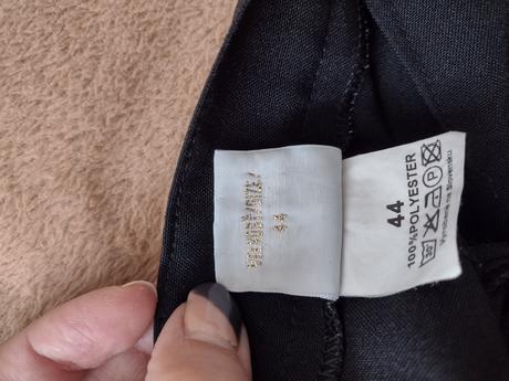 Elegantné nohavice, 44