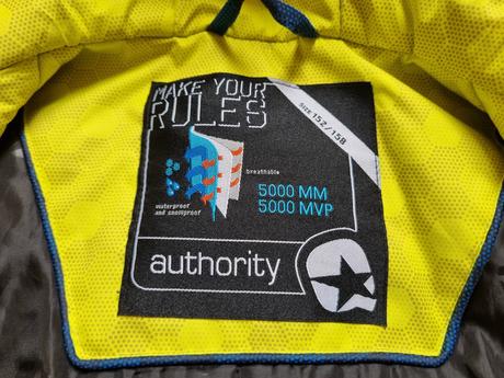 Chlapčenská zimná lyžiarska bunda, veľkosť 152-158, authority,158