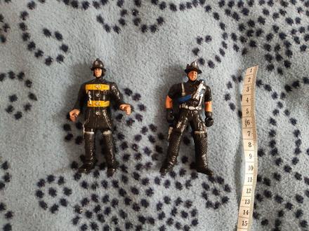 Postavicky poziarnikov,