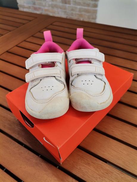 Botasky pre malé športovkyne, nike,23