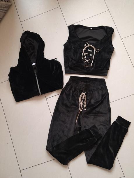 3 set xs, xs