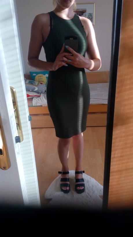 Elastické dámske šaty, s