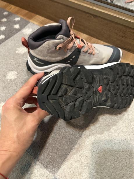 Outdoorové topánky, salomon,35