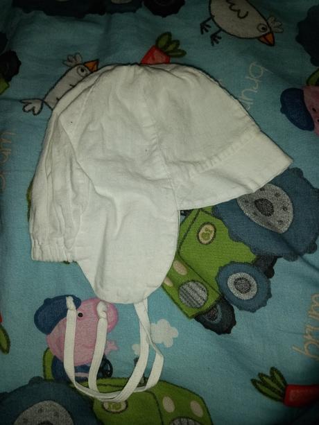 Čiapočka tenka, 50