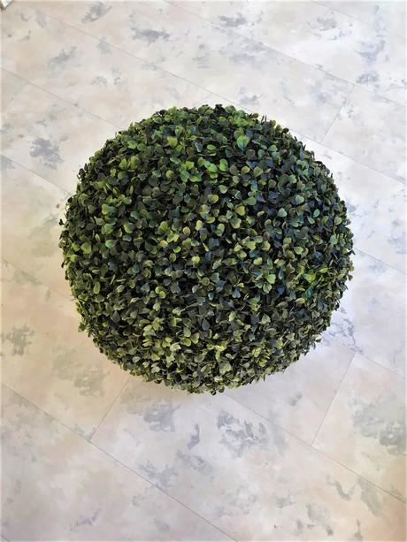 Veľká krušpánová guľa, 