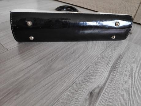 Kabelka imitacia hadej kože, 