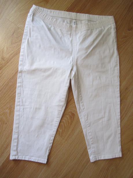 Biele 3/4-áky--44, 44