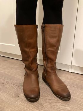 Kožené čižmy, 36