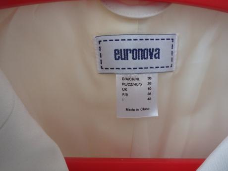 Krémový kostým - nenosený, m