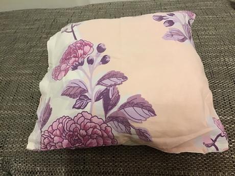 Maly vankúš, šírka (cm): 35