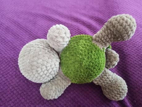 - hračka, háčkovaná, korytnacka, 