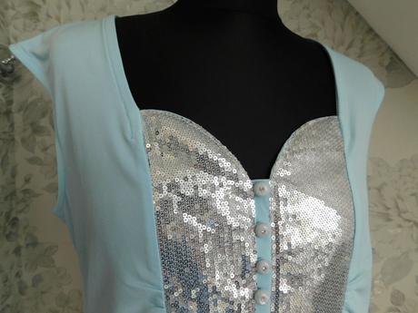 Kvalitny velmi pekny top, 40