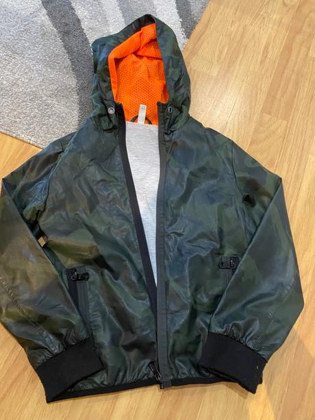 Kozenkova bombera, 140