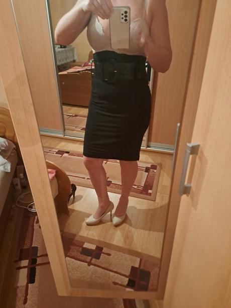 Sukňa s vysokým pásom, s