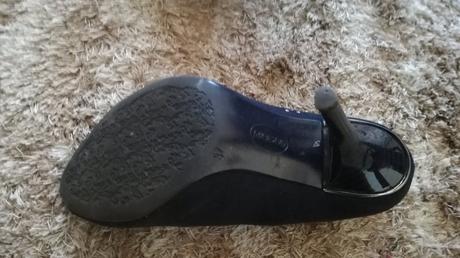 Tmavomodré lodicky, graceland,37