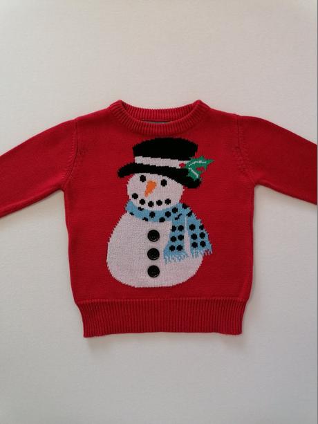 Pulover so snehuliakom, 98