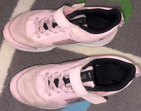 Tenisky nike v.32 + 1 skechers v.32, nike,32