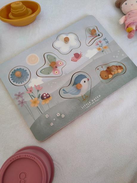 Vkladacie puzzle kvety a motýle, little dutch,