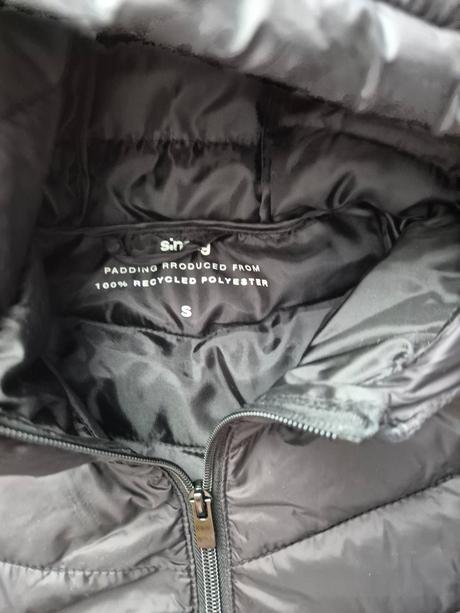 Čierna vetrovka veľ. s, sinsay,s