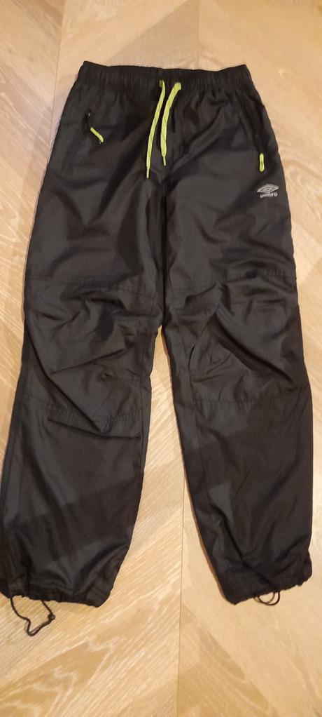 Zateplene nohavice umbro c. 140, umbro,140