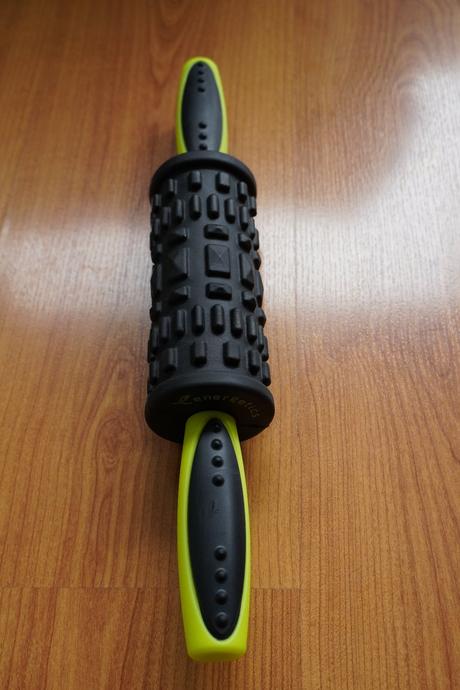 Masážny valček s rúčkami energetics, 