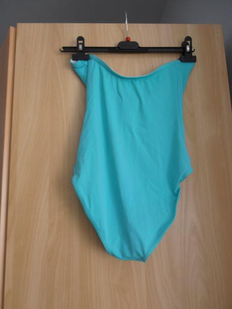 Dámske jednodielne zelené plavky č.38 triumpf, triumph,38