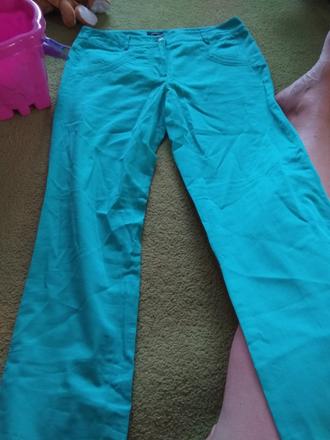 Ľahké nohavice, 34