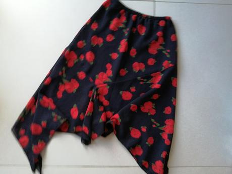 Dámska asymetrická sukňa, s