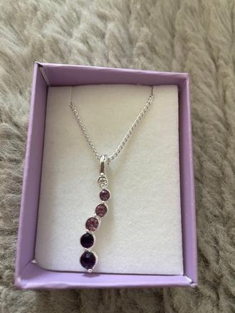 Krasna retiazka bizuteria,