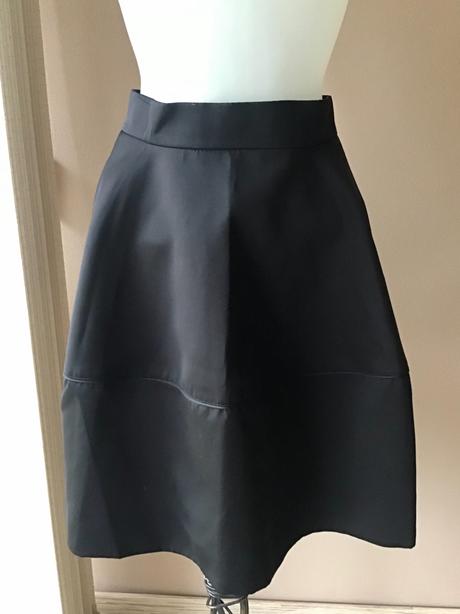 Krasna sukňa, h&m,40