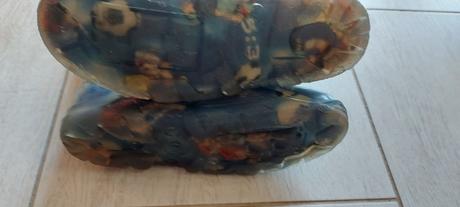 Gumáky č. 32 a 33, 32