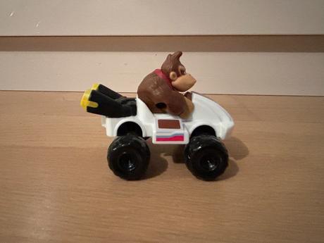 Autíčko z hry donkey kong bananza, 