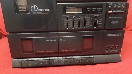 Predám rádio samsung model scm-6100, v nálezovom s, samsung