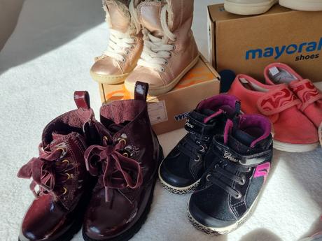Balík topánok, mayoral,22