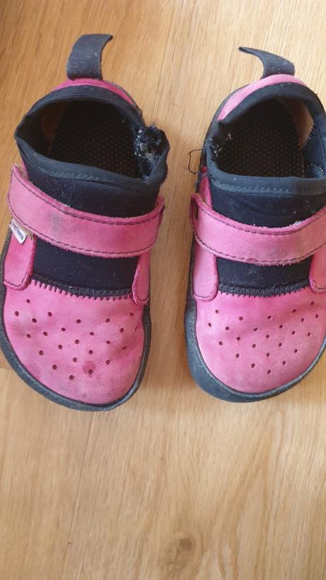 Barefoot 23, filii,23