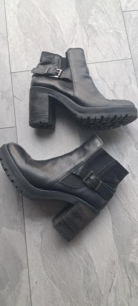 Členkove kozene cizmy, 40