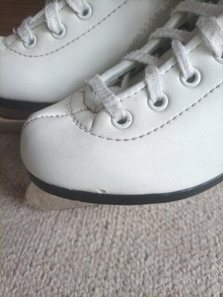 Dievčenské korčule veľ.33, 33