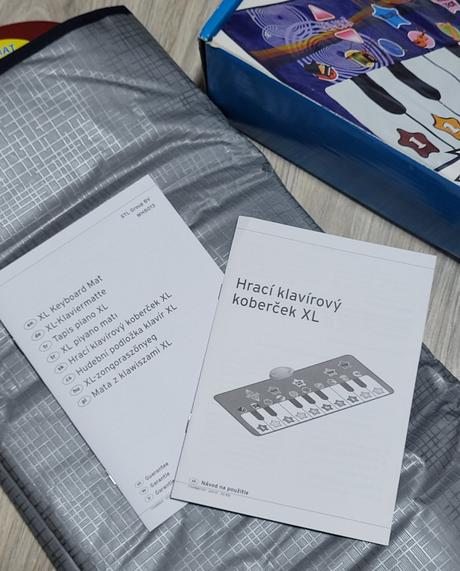 Hrací klavírový koberček xl,
