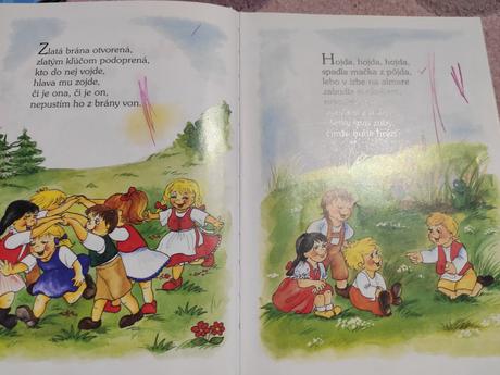 Varila myšička kašičku, 