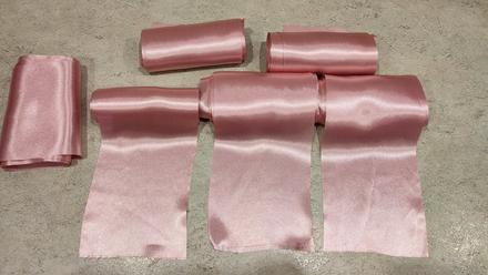 Staroruzovej stuhy,saten,