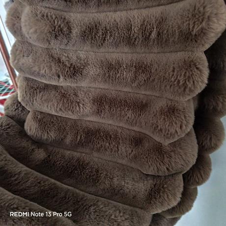 Kožušinková vesta-m,l, 