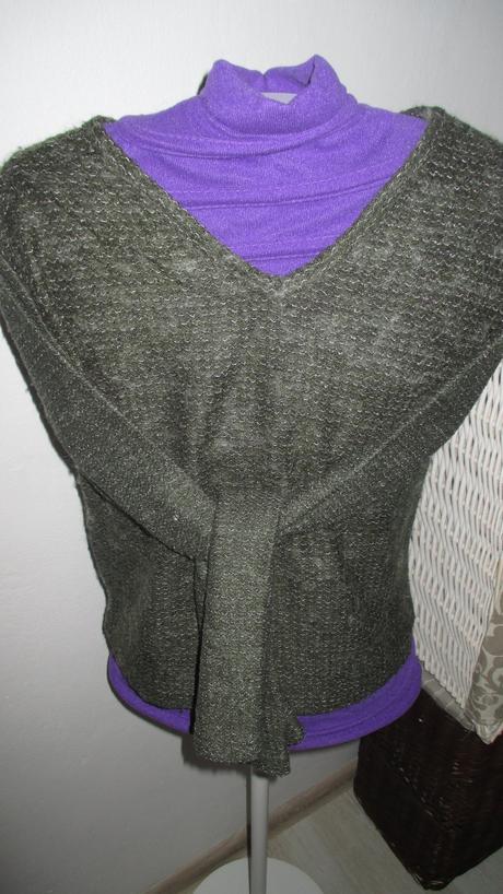 Svetrík so zvonovými rukávmi, takko,s