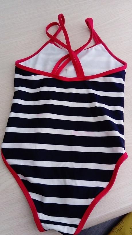 Celé plavky, reserved,110