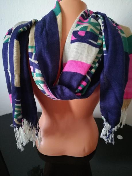 Šál viacfarebný, 