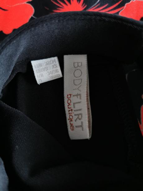 Čierne červené šaty s kvetovanou potlačou bodyflir, bonprix,s