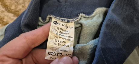 Tenké tepláky, 116